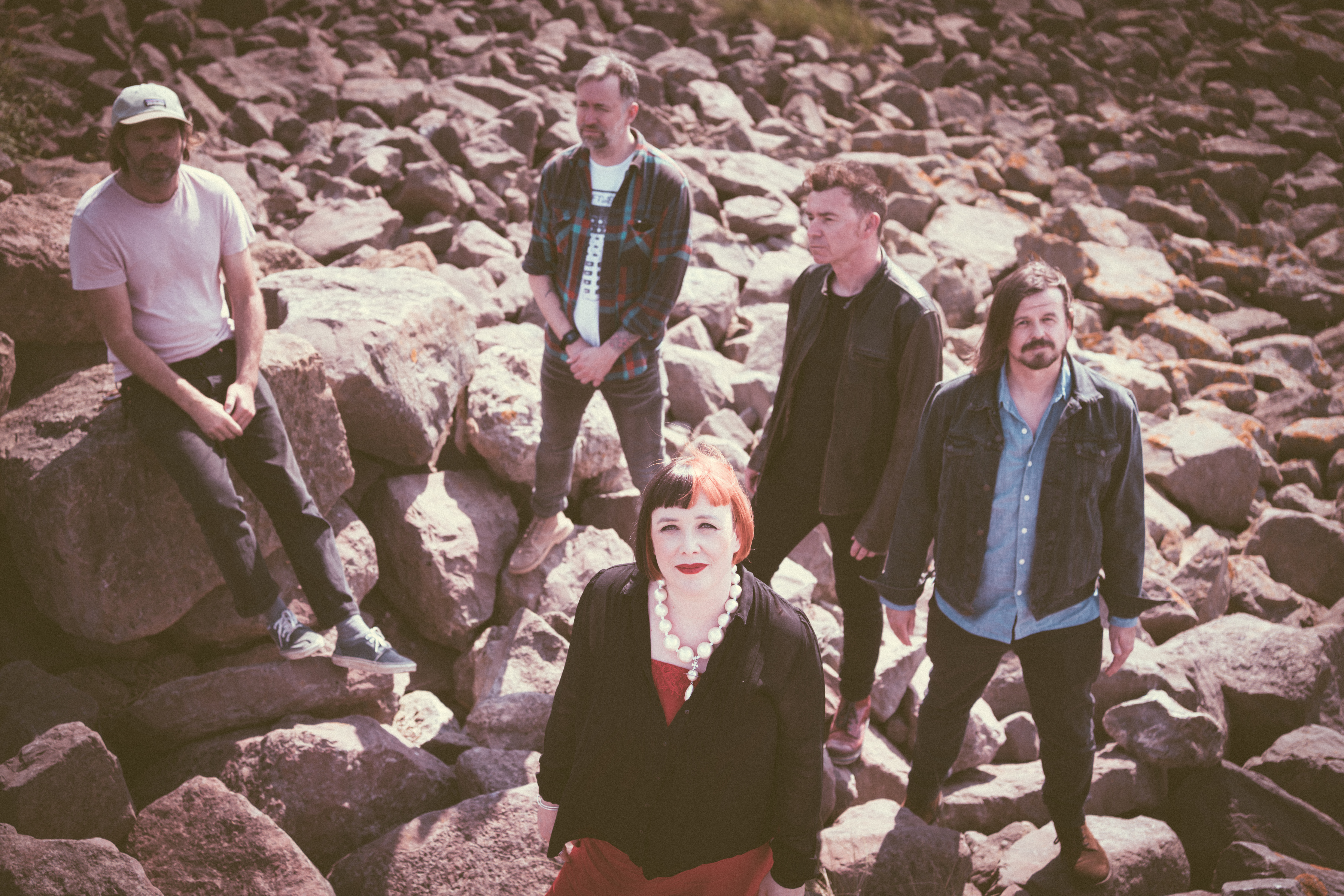 SLOWDIVE