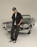 #HOOD FAMOUS