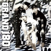 GRAND 180°